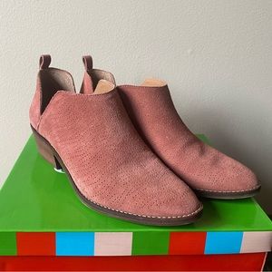 Lucky Brand antique rose/pink suede western style slip ons, women’s US 10